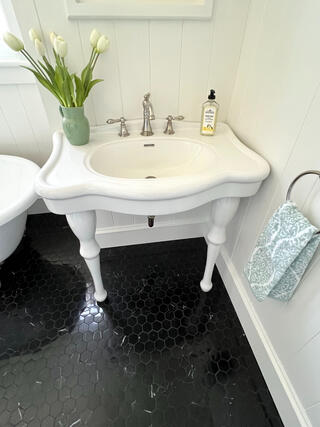 Bathroom 4
